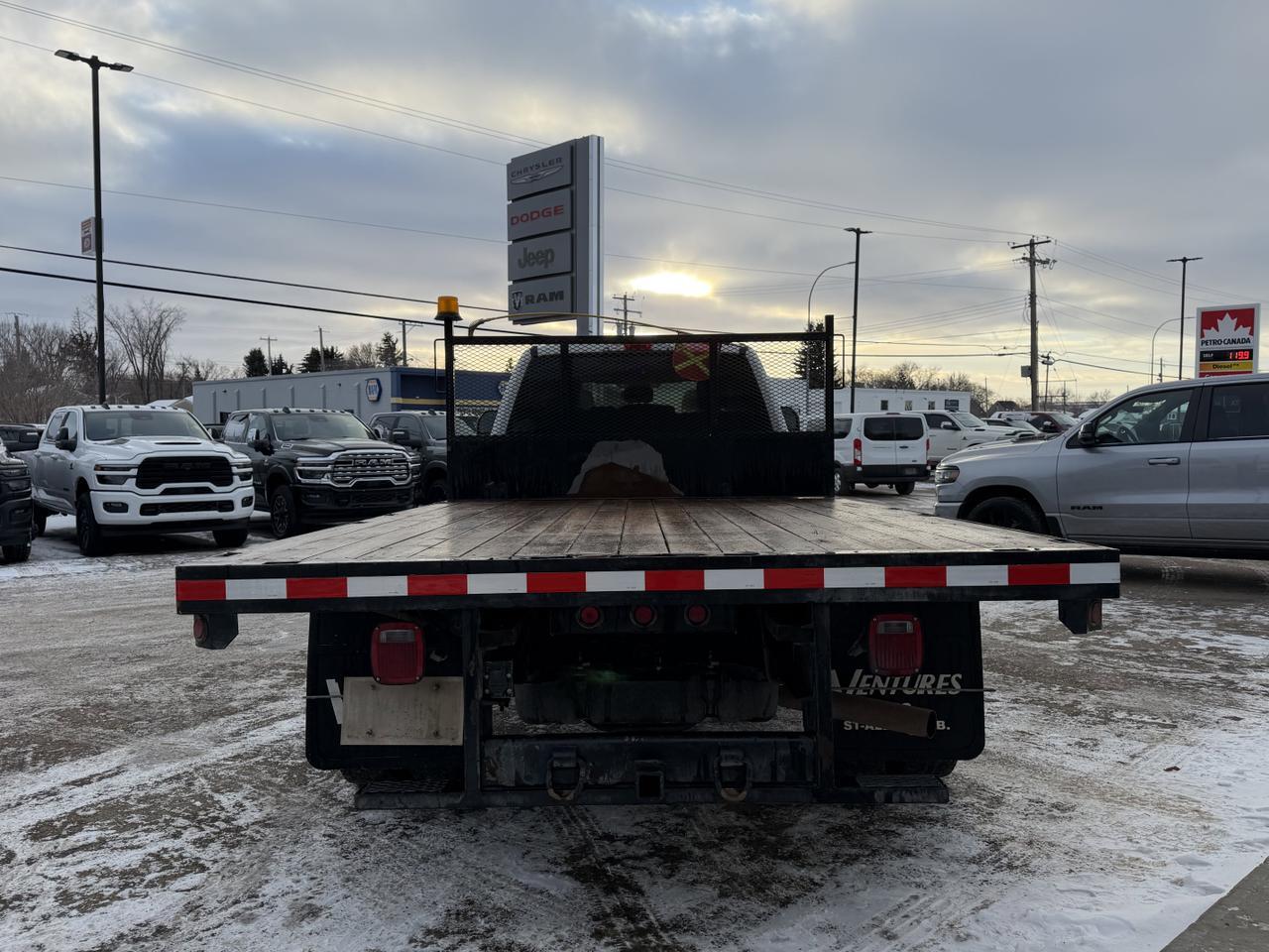 2022 Ford Super Duty F-550 DRW Redwater AB