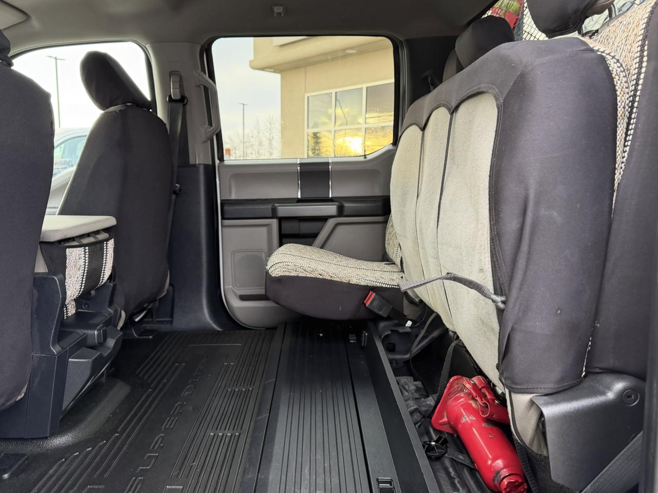 2022 Ford Super Duty F-550 DRW Redwater AB