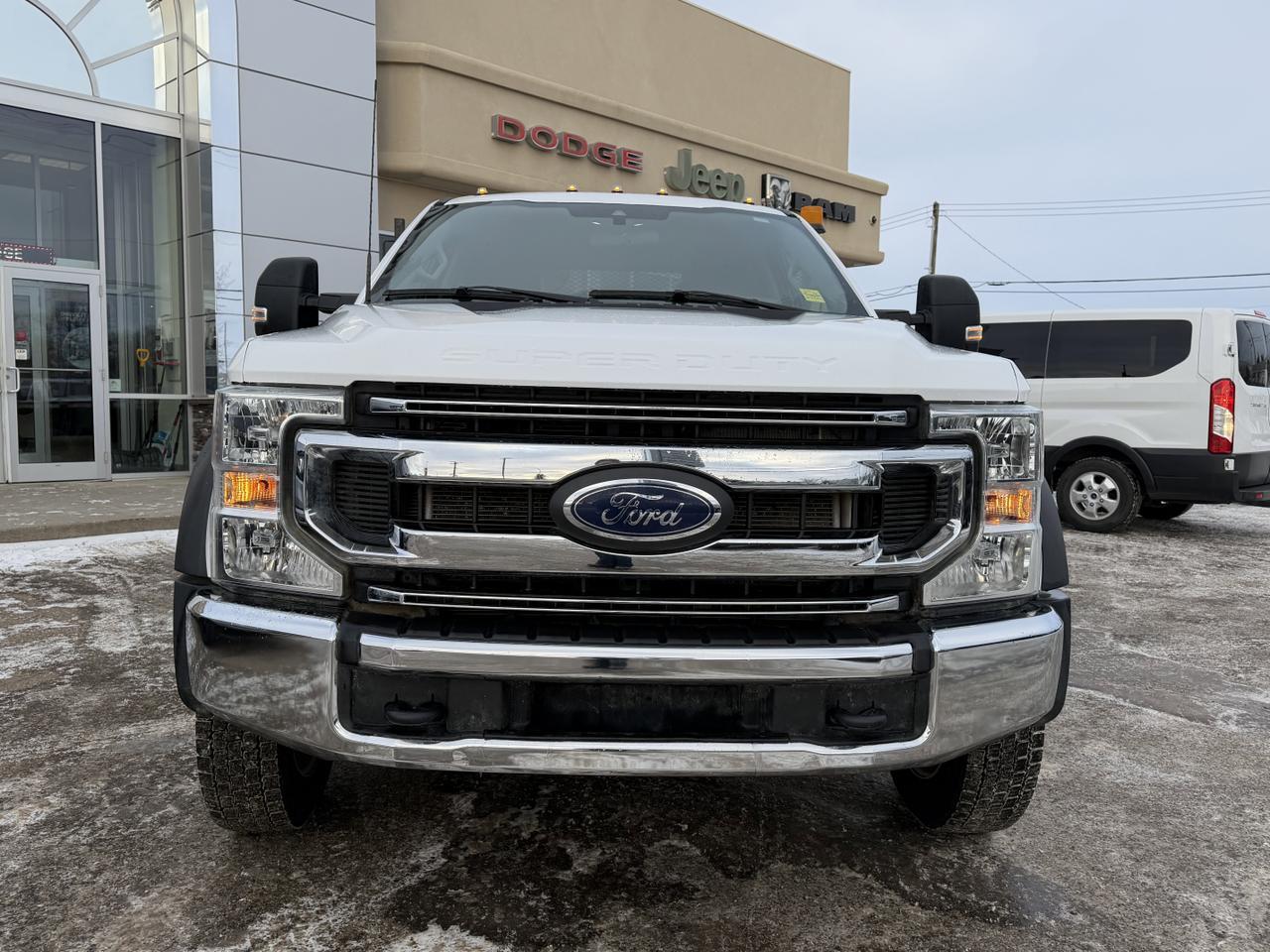 2022 Ford Super Duty F-550 DRW Redwater AB