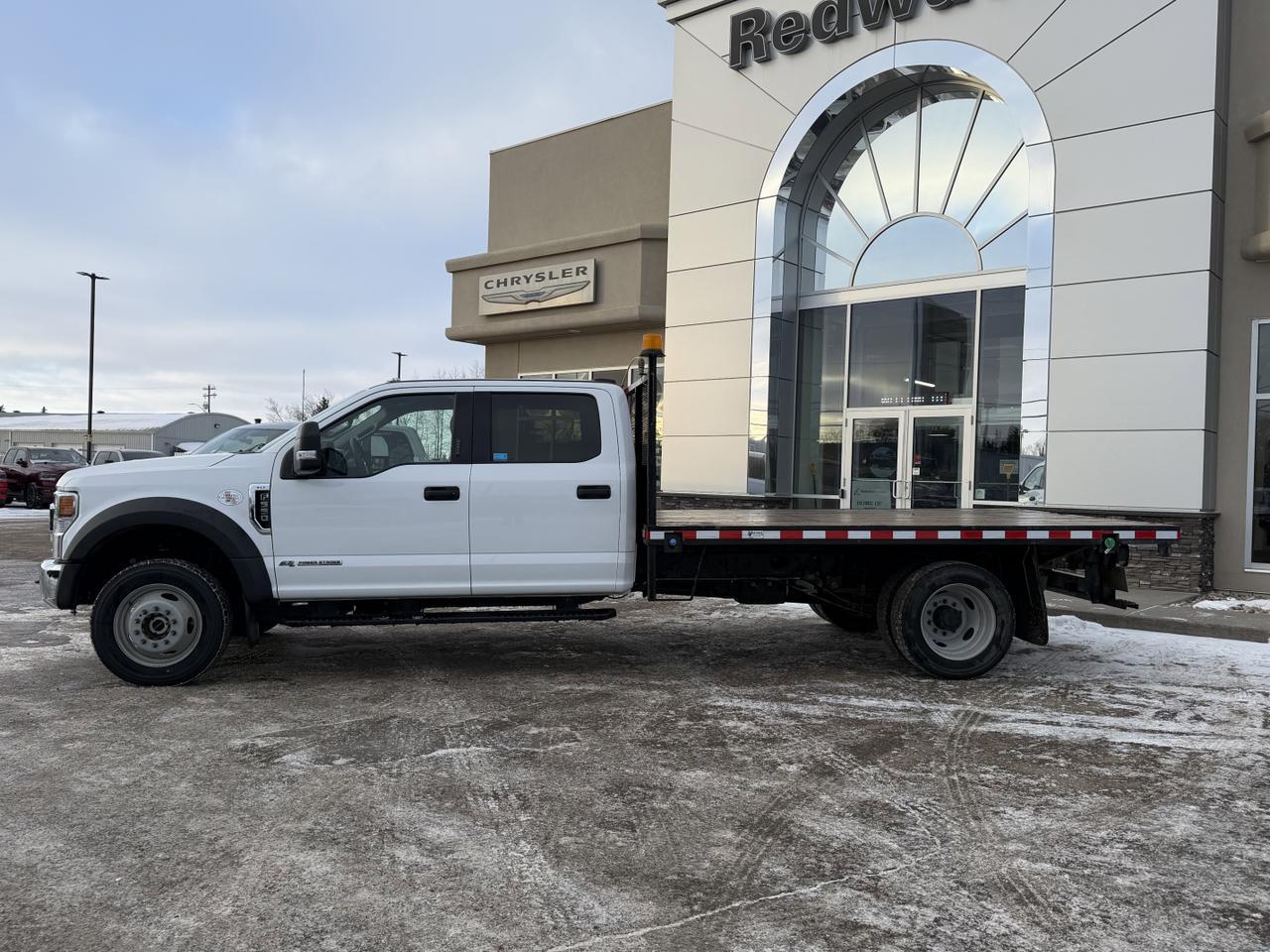 2022 Ford Super Duty F-550 DRW Redwater AB