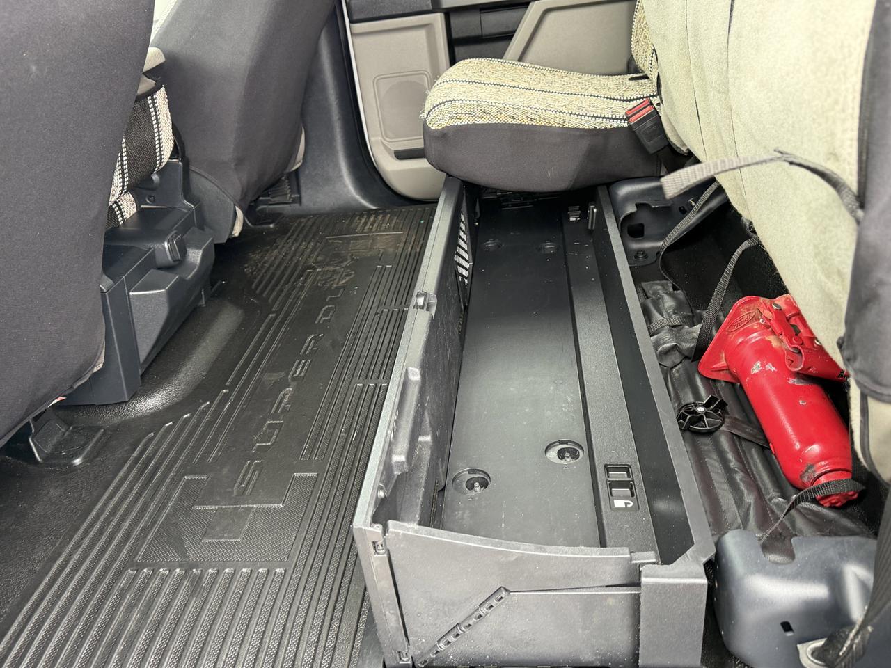 2022 Ford Super Duty F-550 DRW XLT Dually Crew Cab 4WD | Rear Deck | Low KMs | Heavy Duty Towing | Power Stroke Diesel Redwater AB