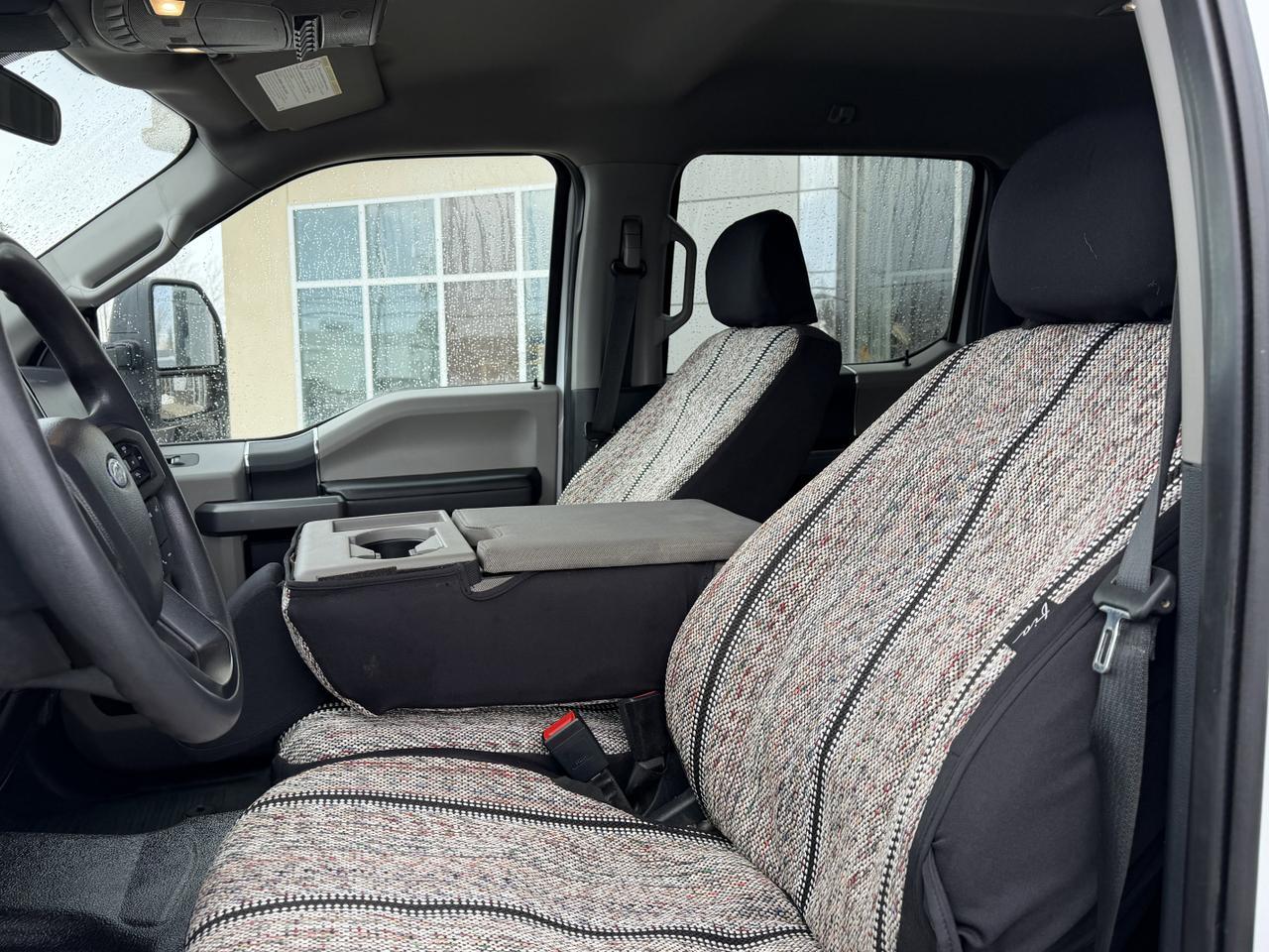 2022 Ford Super Duty F-550 DRW XLT Dually Crew Cab 4WD | Rear Deck | Low KMs | Heavy Duty Towing | Power Stroke Diesel Redwater AB