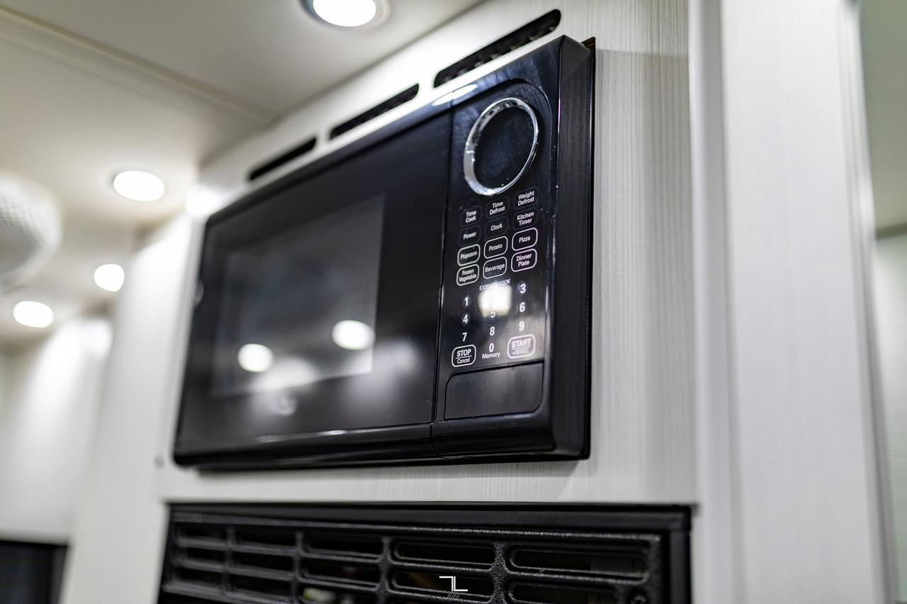 2022 Ford T-350 Pleasure Way Ontour 2.2 Leather Nav Solar Panels Red Deer AB