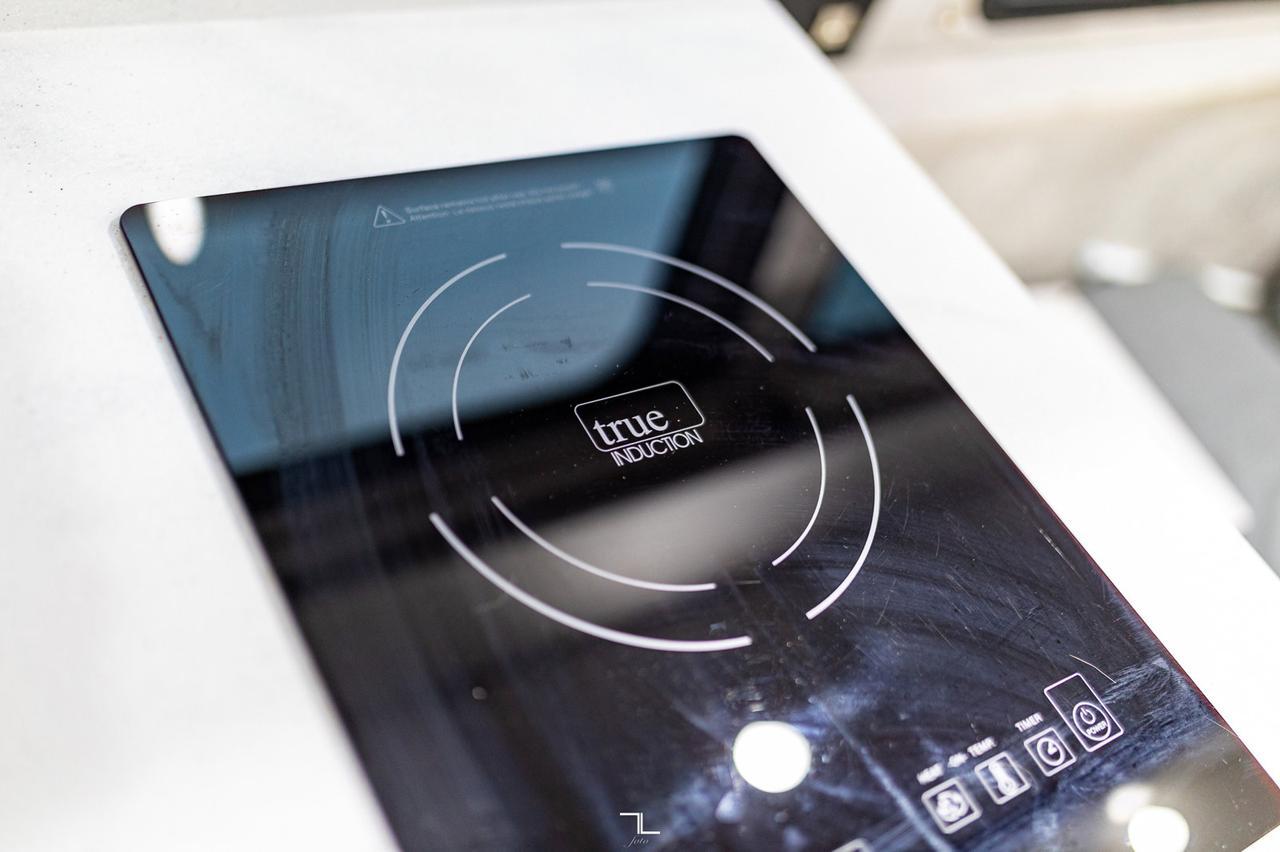 2022 Ford T-350 Pleasure Way Ontour 2.2 Leather Nav Solar Panels Red Deer AB