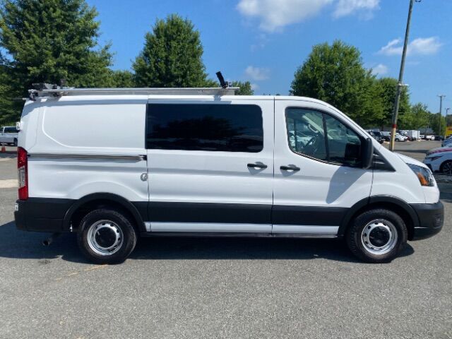 2022 Ford Transit 150 Low Roof 130.0" WB