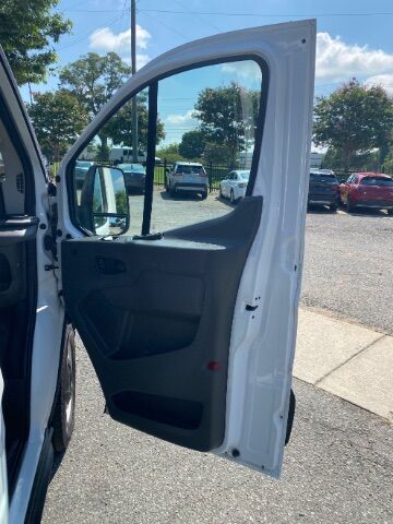 2022 Ford Transit 150 Low Roof 130.0" WB Charlotte NC