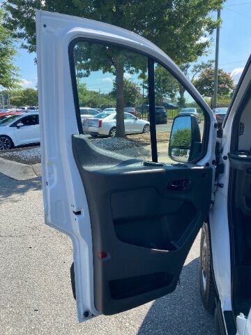 2022 Ford Transit 150 Low Roof 130.0" WB Charlotte NC