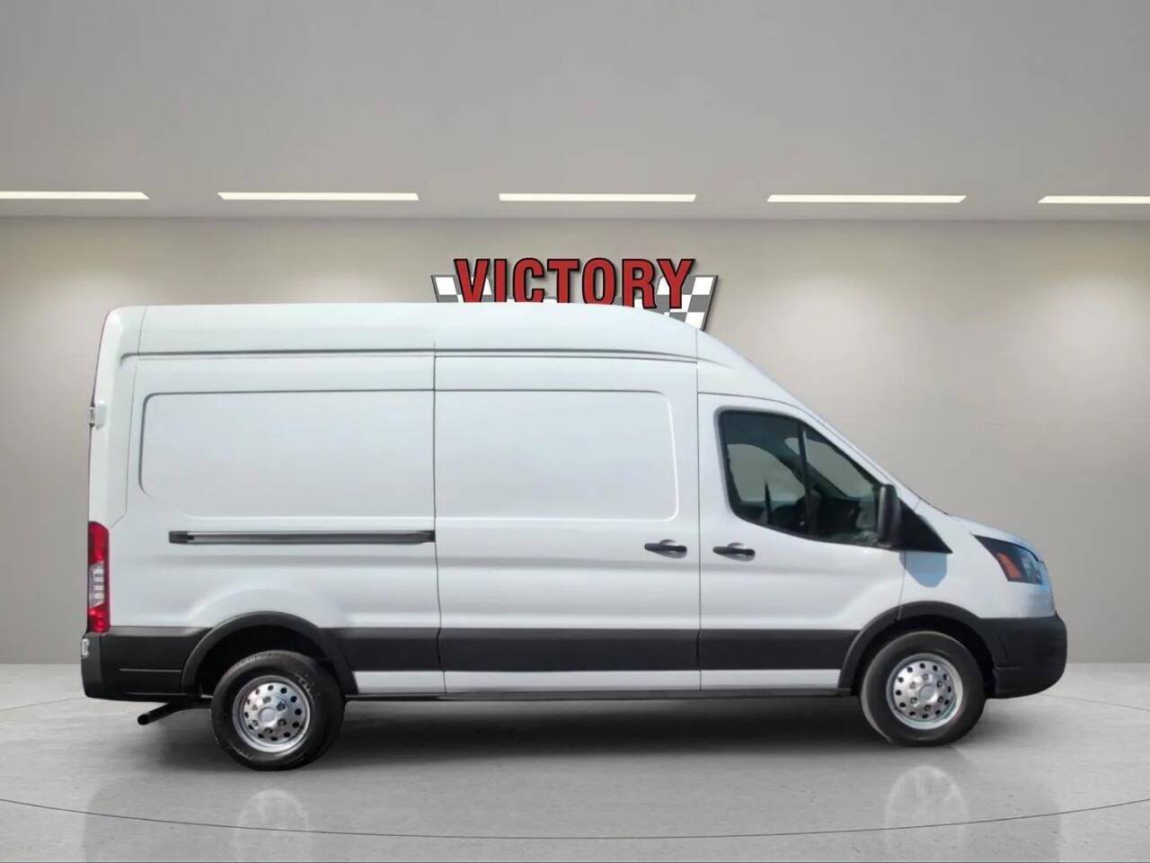 2022 Ford Transit 250 AWD 3dr LWB High Roof Cargo Van Chesterfield MI