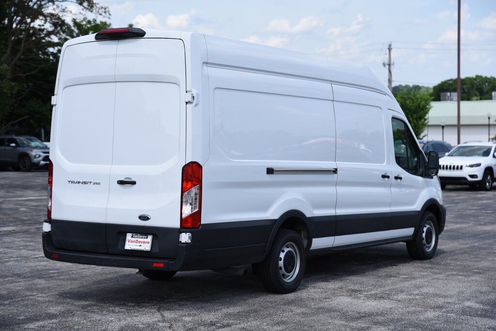 2022 Ford Transit-250 Base Akron OH