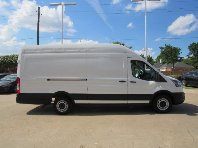 2022 Ford Transit 250 Van High Roof w/Sliding Pass. 148-in. WB EL Plano TX