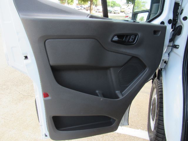 2022 Ford Transit 250 Van High Roof w/Sliding Pass. 148-in. WB EL Plano TX
