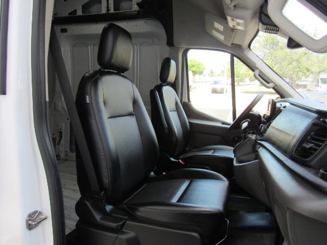 2022 Ford Transit 250 Van High Roof w/Sliding Pass. 148-in. WB EL Plano TX