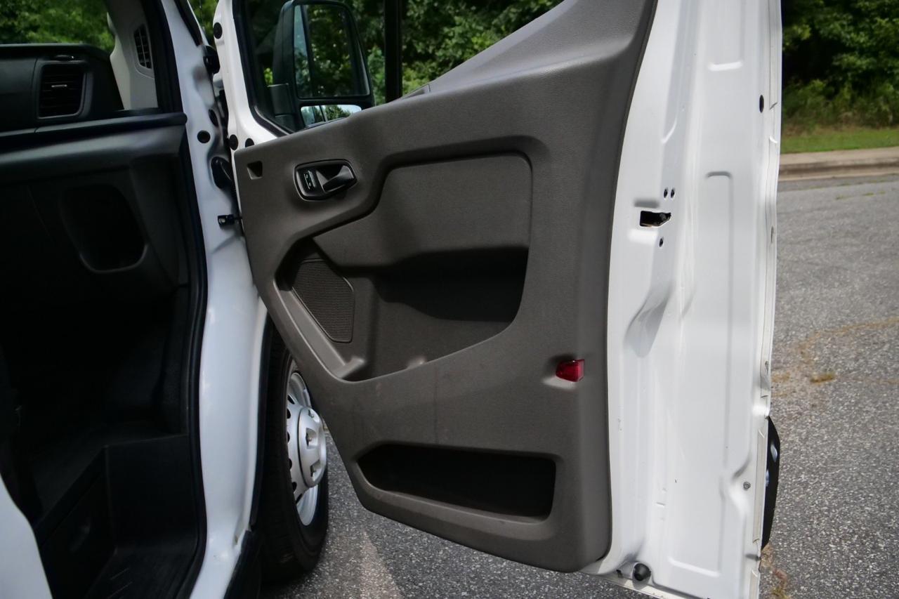 2022 Ford Transit 350 Cargo Van / AWD / SYNC 4 / 3.5L V6! Lincolnton NC