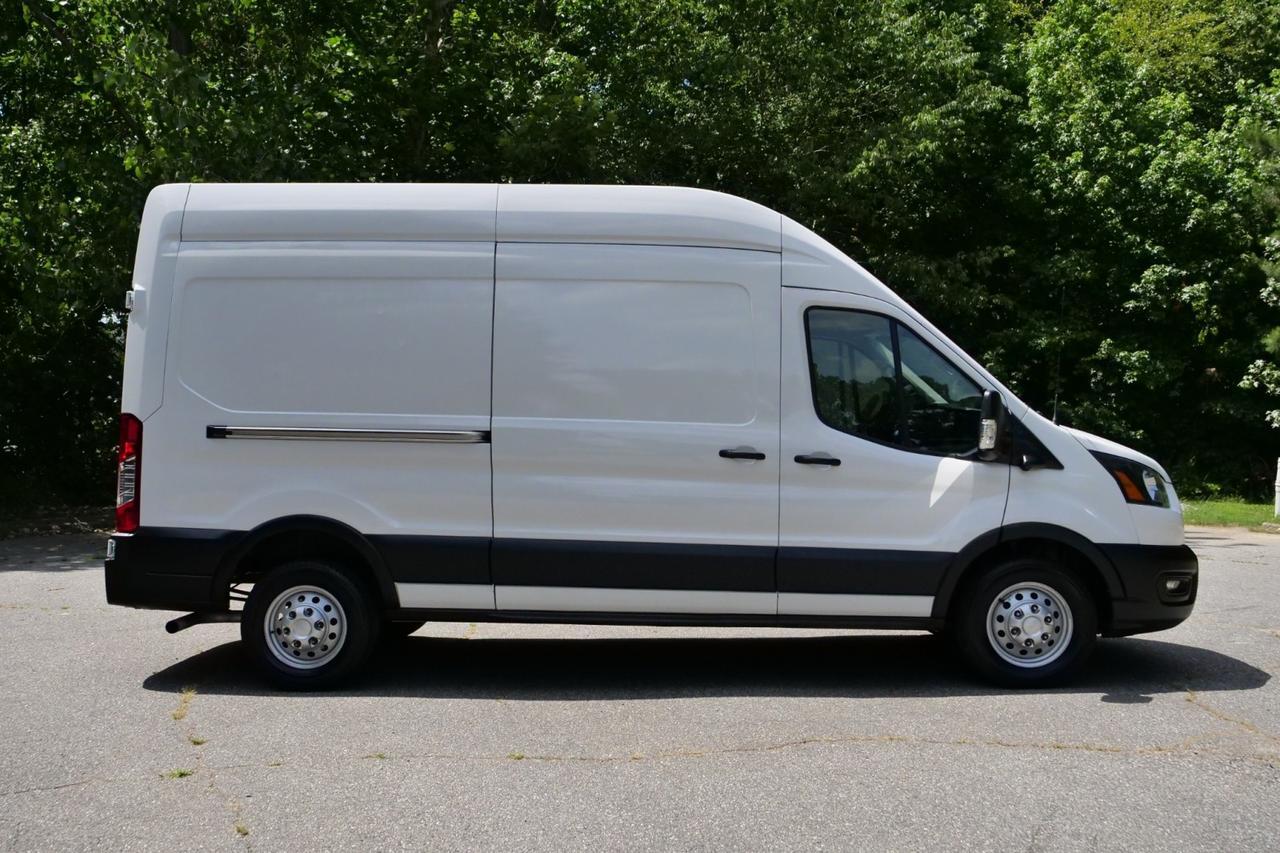 2022 Ford Transit 350 Cargo Van / AWD / SYNC 4 / 3.5L V6! Lincolnton NC