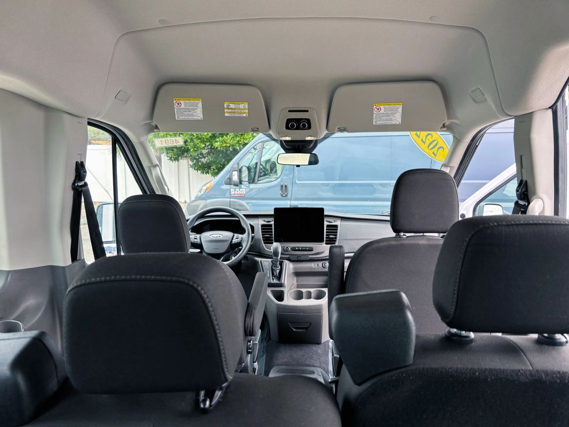 2022 Ford Transit 350 Passenger Van XLT w/Medium Roof Van 3D