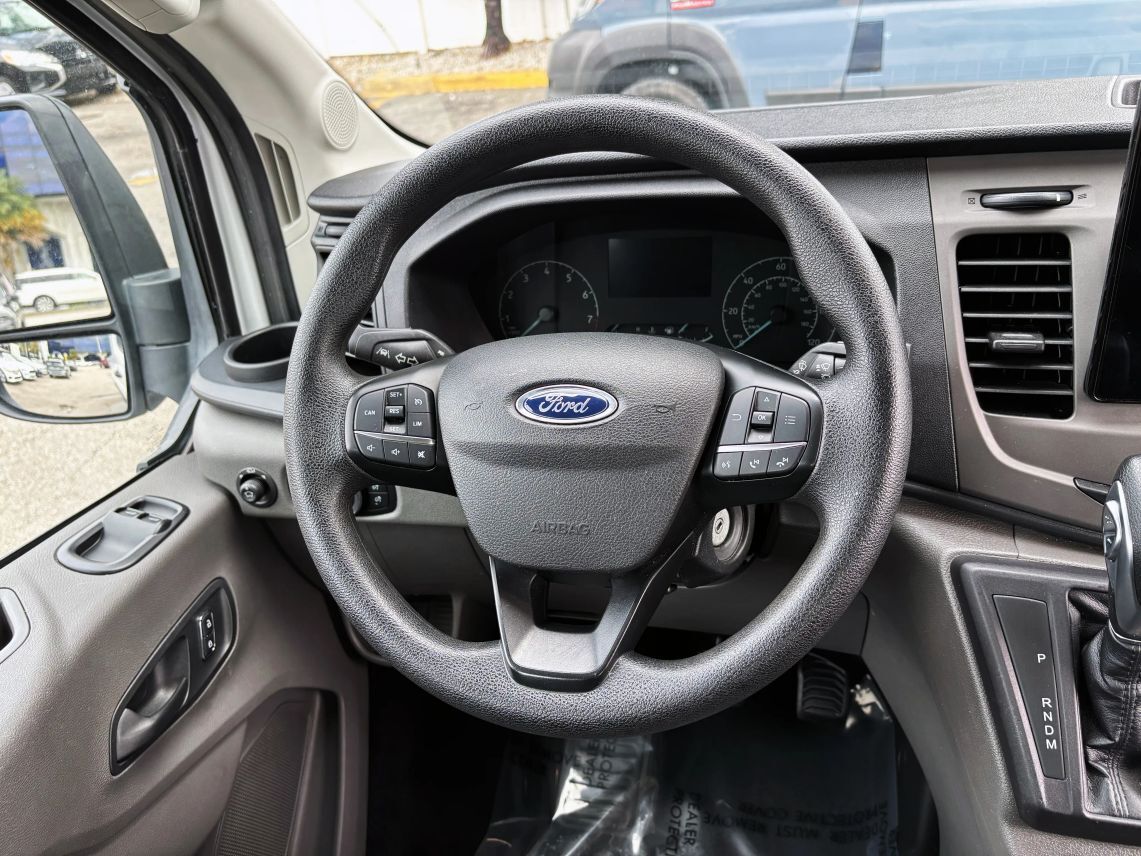 2022 Ford Transit 350 Passenger Van XLT w/Medium Roof Van 3D