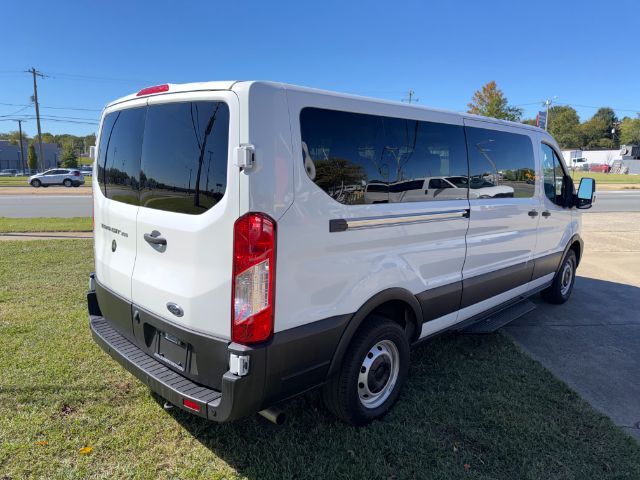 2022 Ford Transit 350 XL 15 Passenger  Low Roof 148. WB Charlotte NC