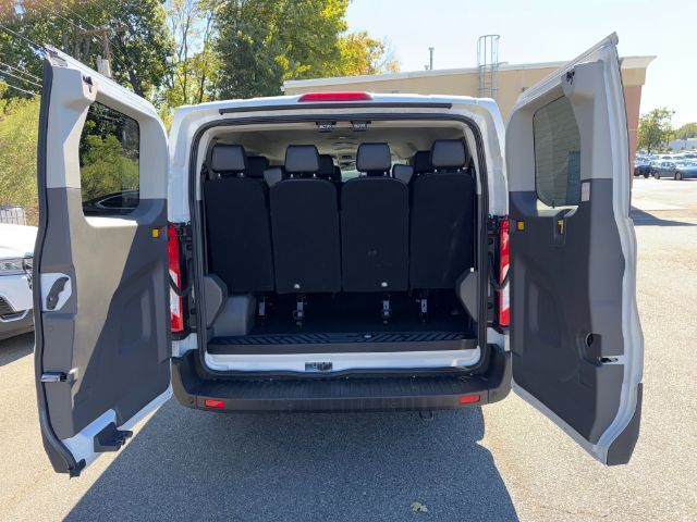 2022 Ford Transit 350 XL 15 Passenger  Low Roof 148. WB Charlotte NC
