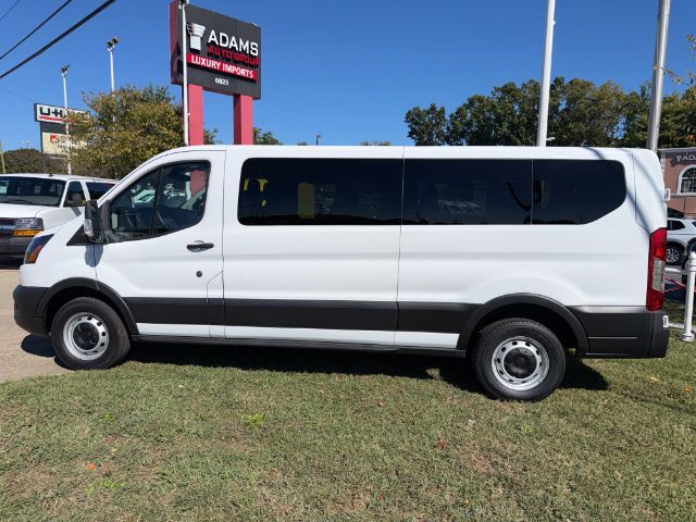 2022 Ford Transit 350 XL 15 Passenger  Low Roof 148. WB Charlotte NC