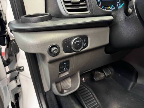 2022 Ford Transit 350 XLT 3dr LWB Low Roof Passenger Van Lake Orion MI