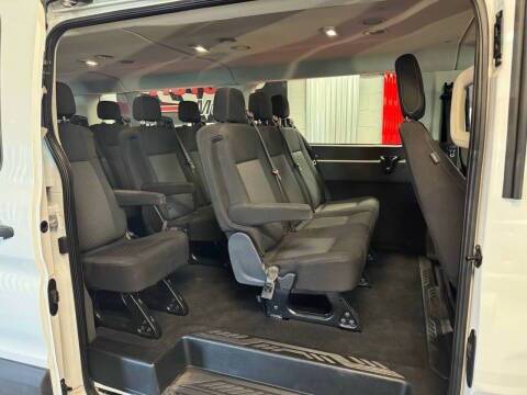 2022 Ford Transit 350 XLT 3dr LWB Low Roof Passenger Van Lake Orion MI