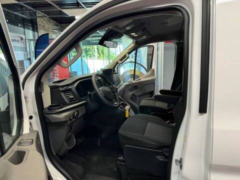 2022 Ford Transit 350 XLT 3dr LWB Low Roof Passenger Van Lake Orion MI
