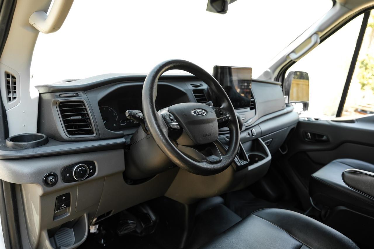 2022 Ford Transit Cargo Van