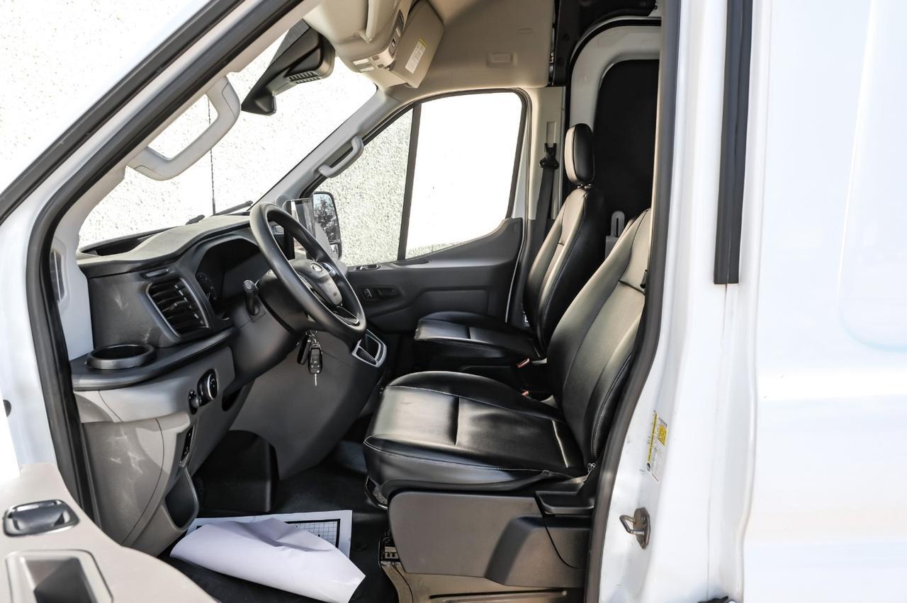 2022 Ford Transit Cargo Van
