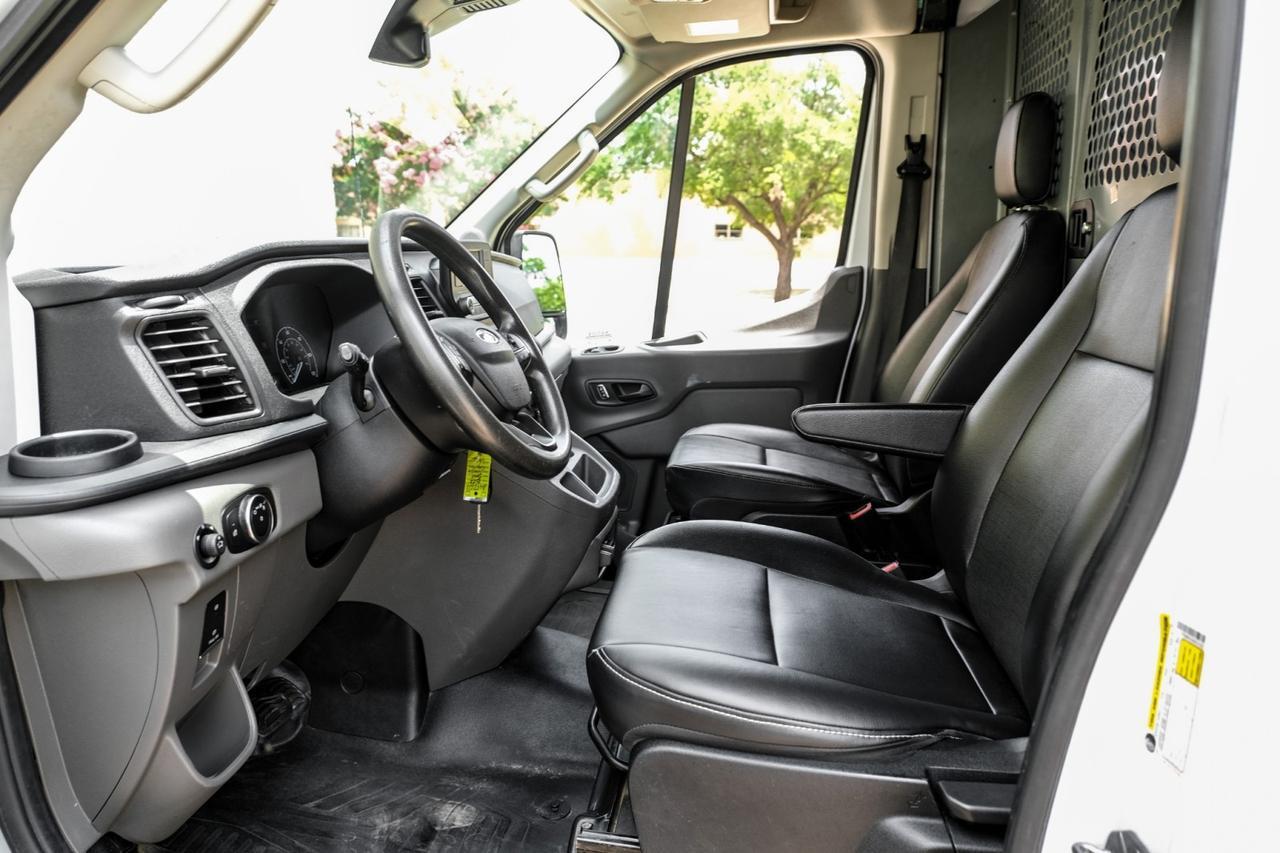 2022 Ford Transit Cargo Van