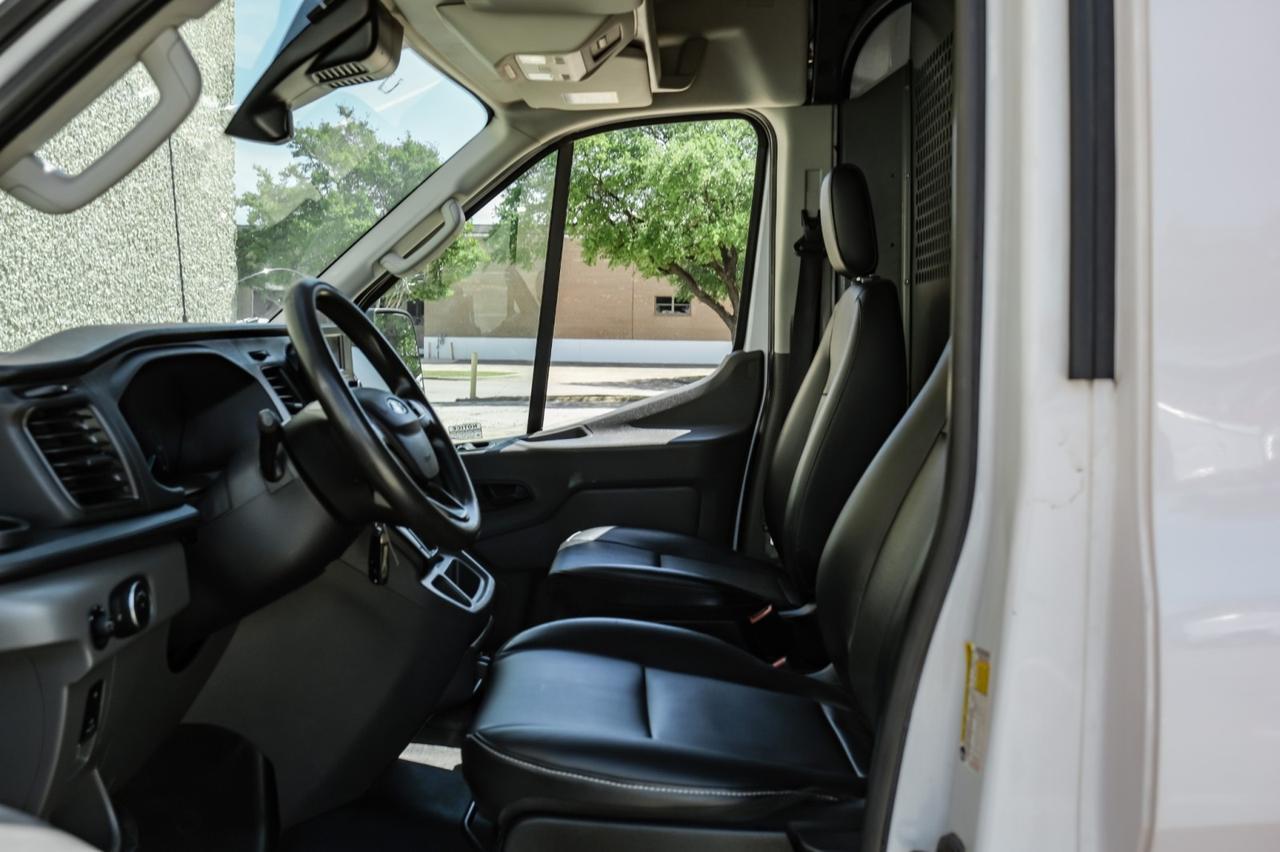 2022 Ford Transit Cargo Van