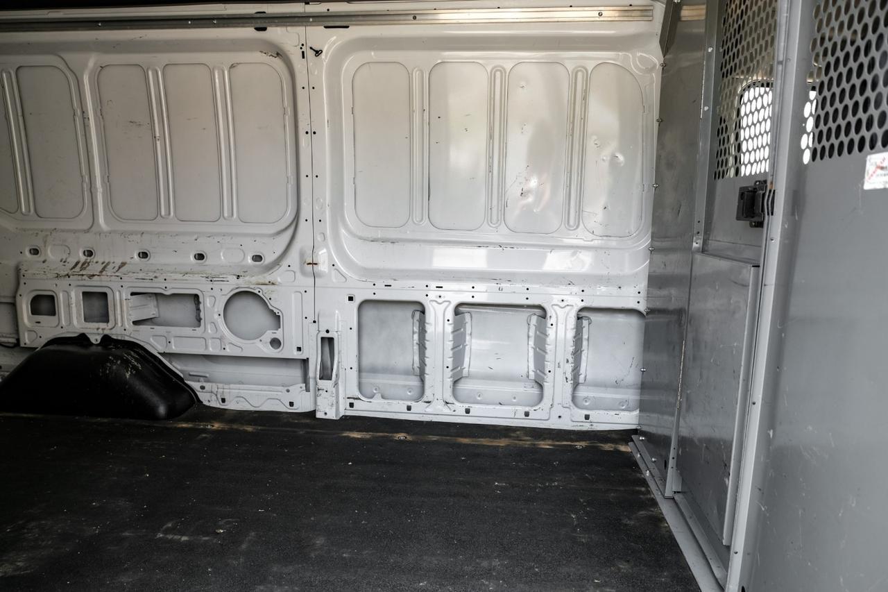 2022 Ford Transit Cargo Van Farmers Branch TX