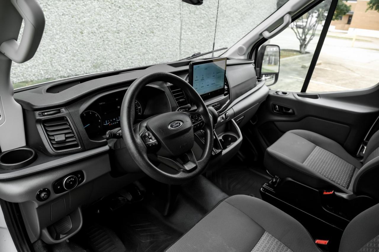 2022 Ford Transit Cargo Van