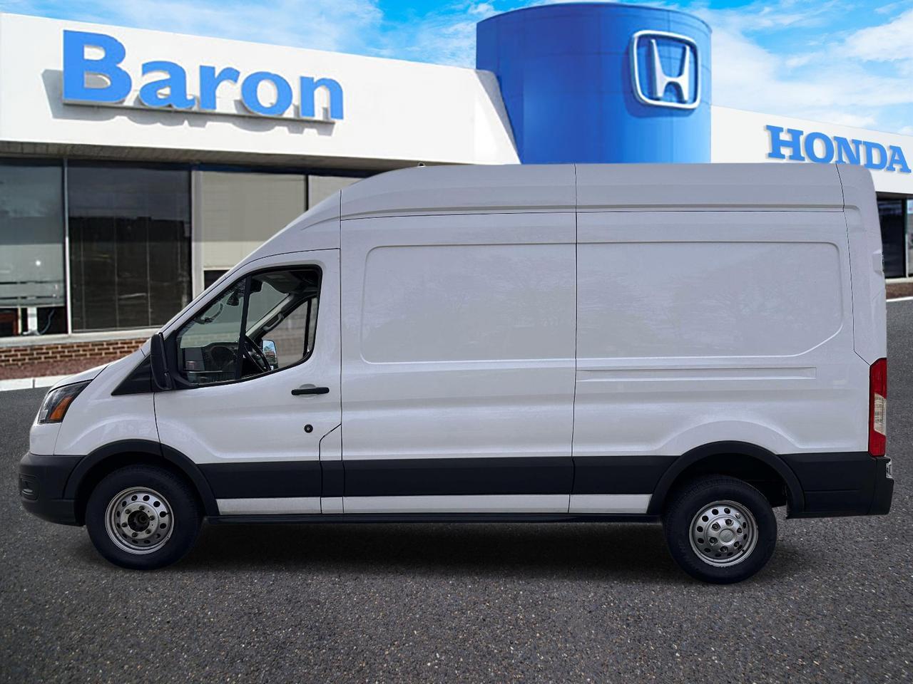 2022 Ford Transit Cargo Van