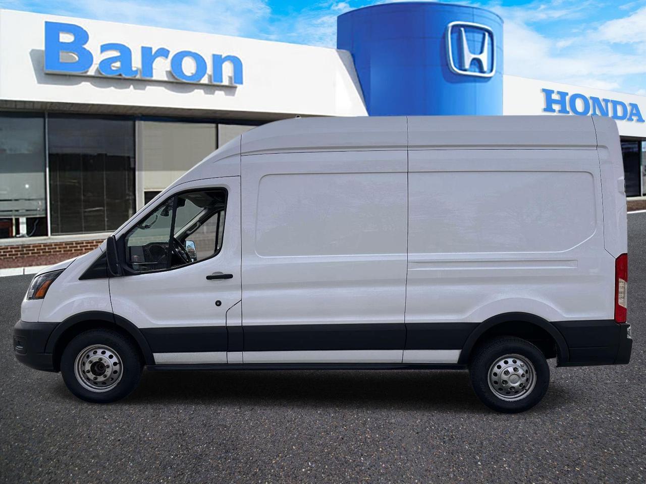 2022 Ford Transit Cargo Van