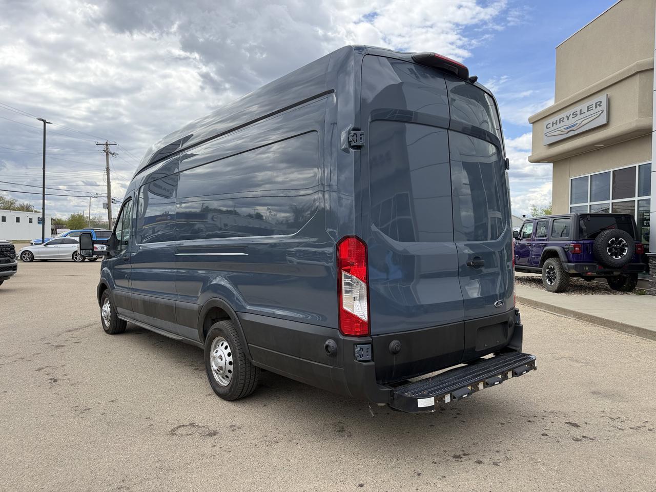2022 Ford Transit Cargo Van T250 AWD | 148IN EL High Roof | V6 | Keyless Entry | Rearview Camera | Bluetooth | Towing Capability Redwater AB