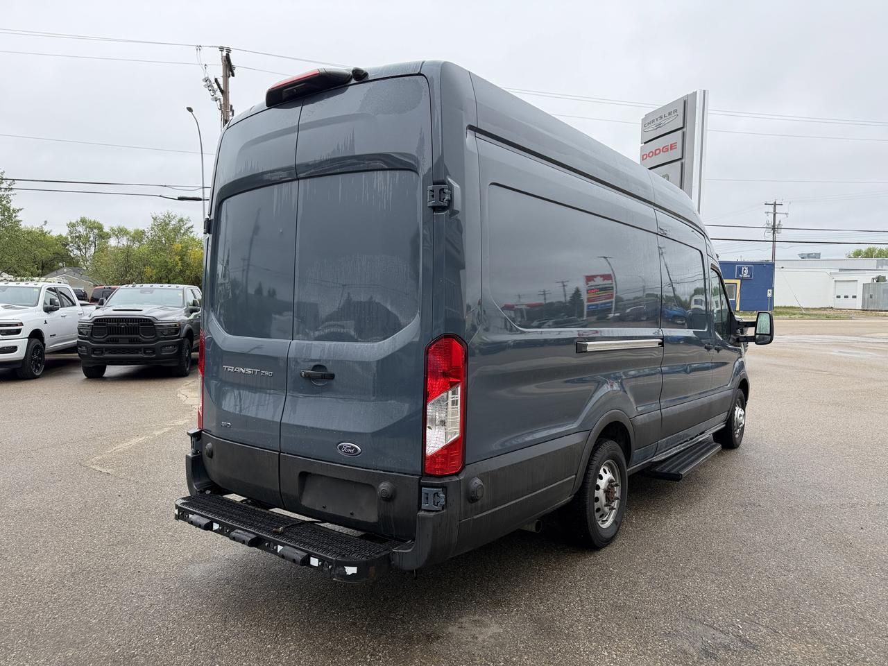 2022 Ford Transit Cargo Van T250 AWD | Low KMs | V6 | High Roof | Rearview Camera | Bluetooth | Towing Capability Redwater AB