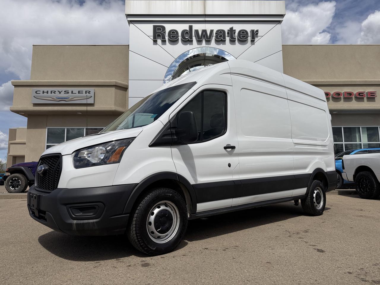 2022 Ford Transit Cargo Van T250 RWD | 148IN High Roof | V6 | Low KMs | Rearview Camera | Bluetooth | Keyless Entry