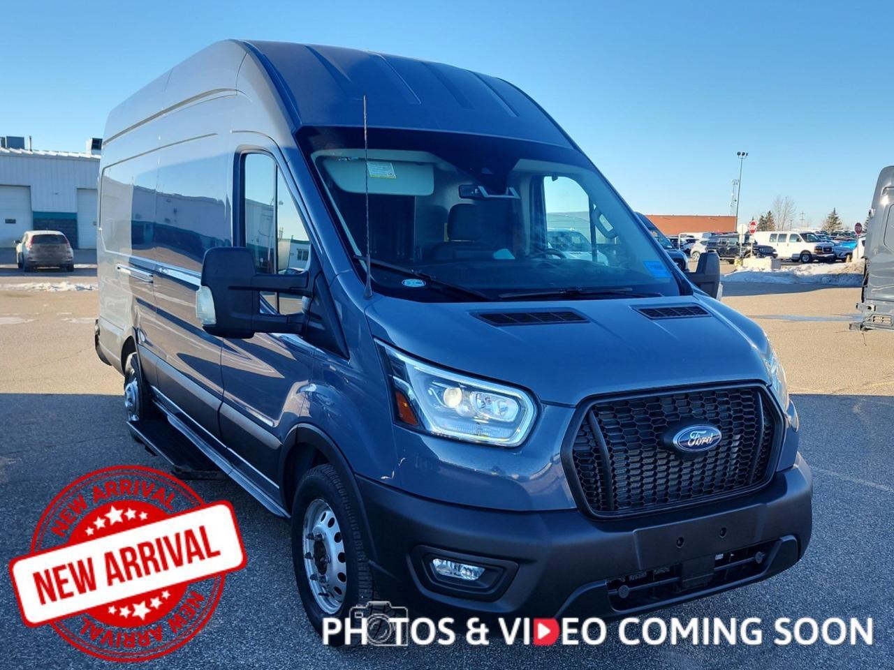 2022 Ford Transit Cargo Van T250