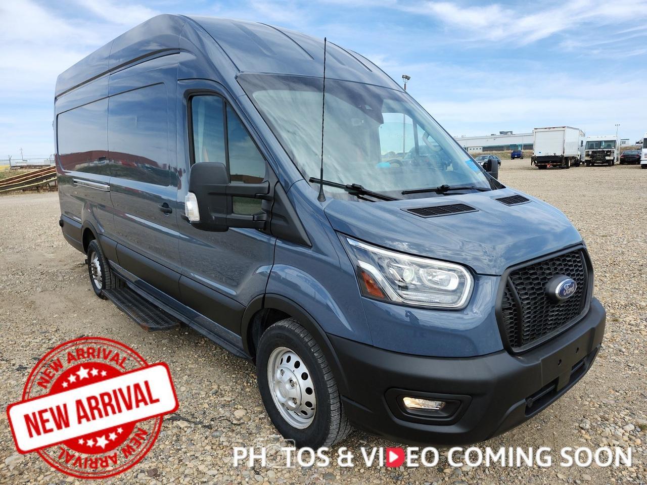 2022 Ford Transit Cargo Van T250