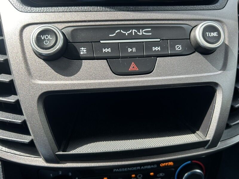 2022 Ford Transit Connect Van XL - 1 OWNER - ONLY 17K MILES Whitinsville MA