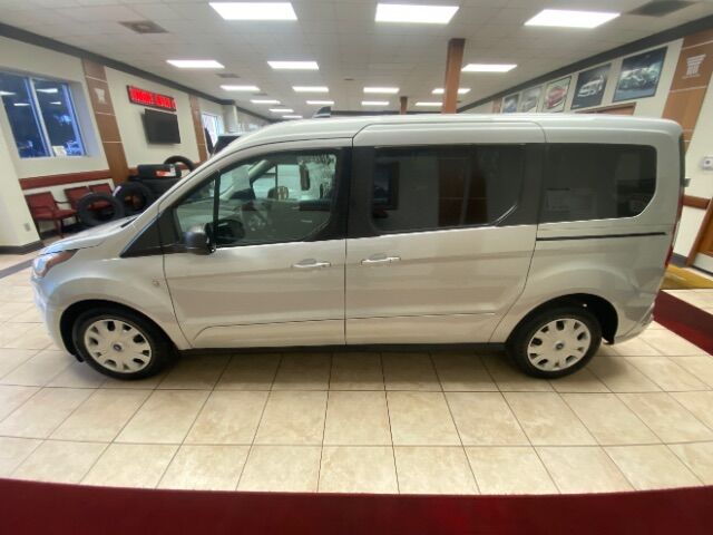 2022 Ford Transit Connect XLT Minivan w/Rear Symmetrical Doors 120.6 WB