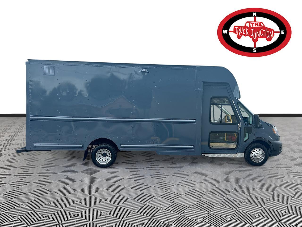 2022 Ford Transit Cutaway T-350 RWD DRW 9950 GVWR Venice FL