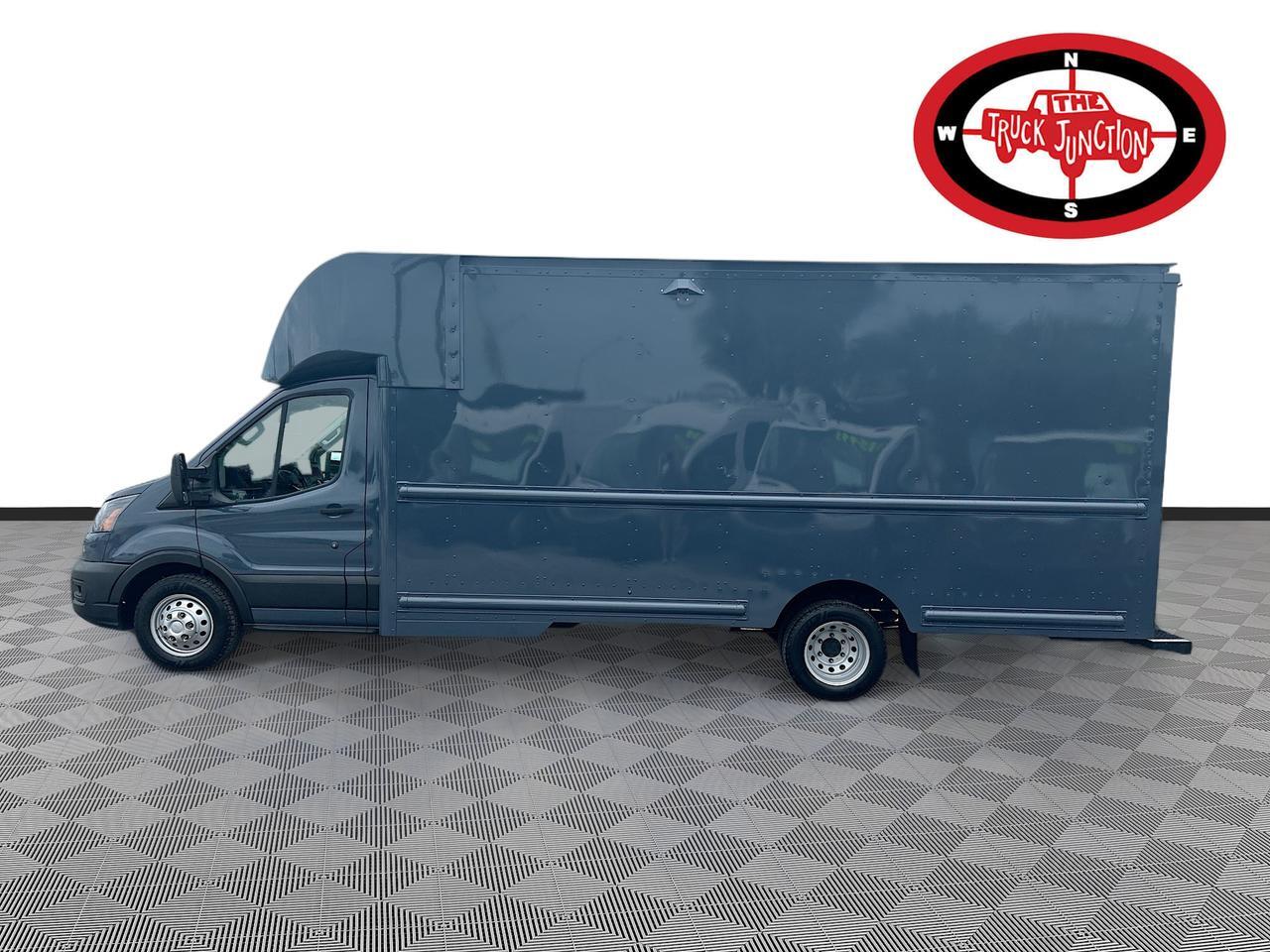 2022 Ford Transit Cutaway T-350 RWD DRW 9950 GVWR Venice FL