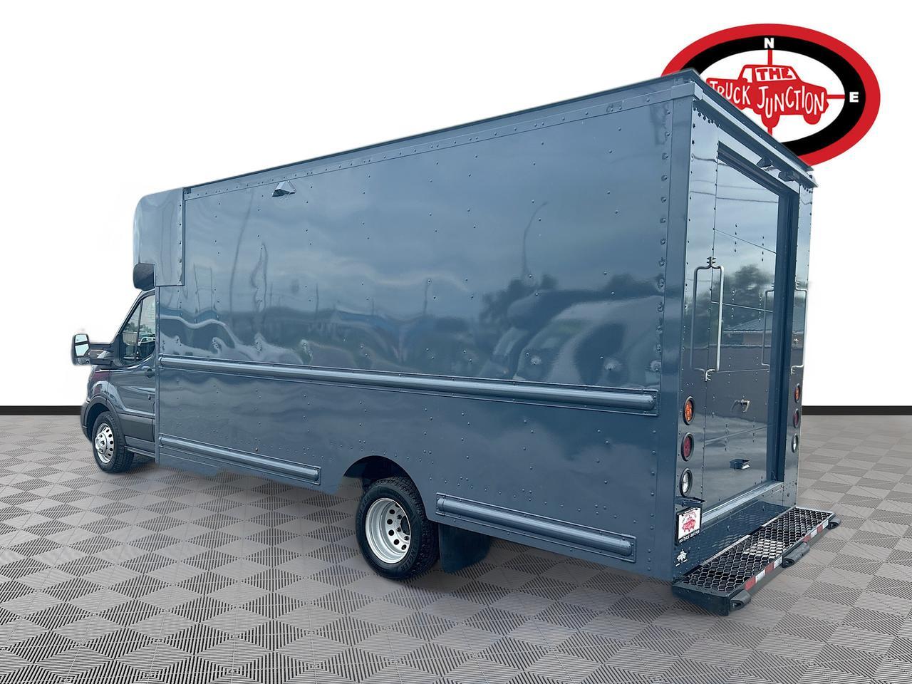 2022 Ford Transit Cutaway T-350 RWD DRW 9950 GVWR Venice FL