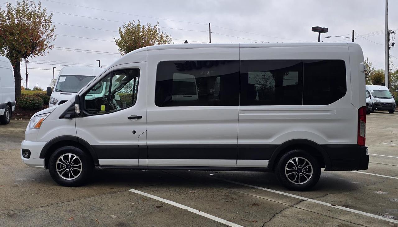 2022 Ford Transit Passenger Wagon T-350 Medium Roof 148WB XLT 12-Passenger W/EcoBoost and 12 Touch-Screen Concord NC