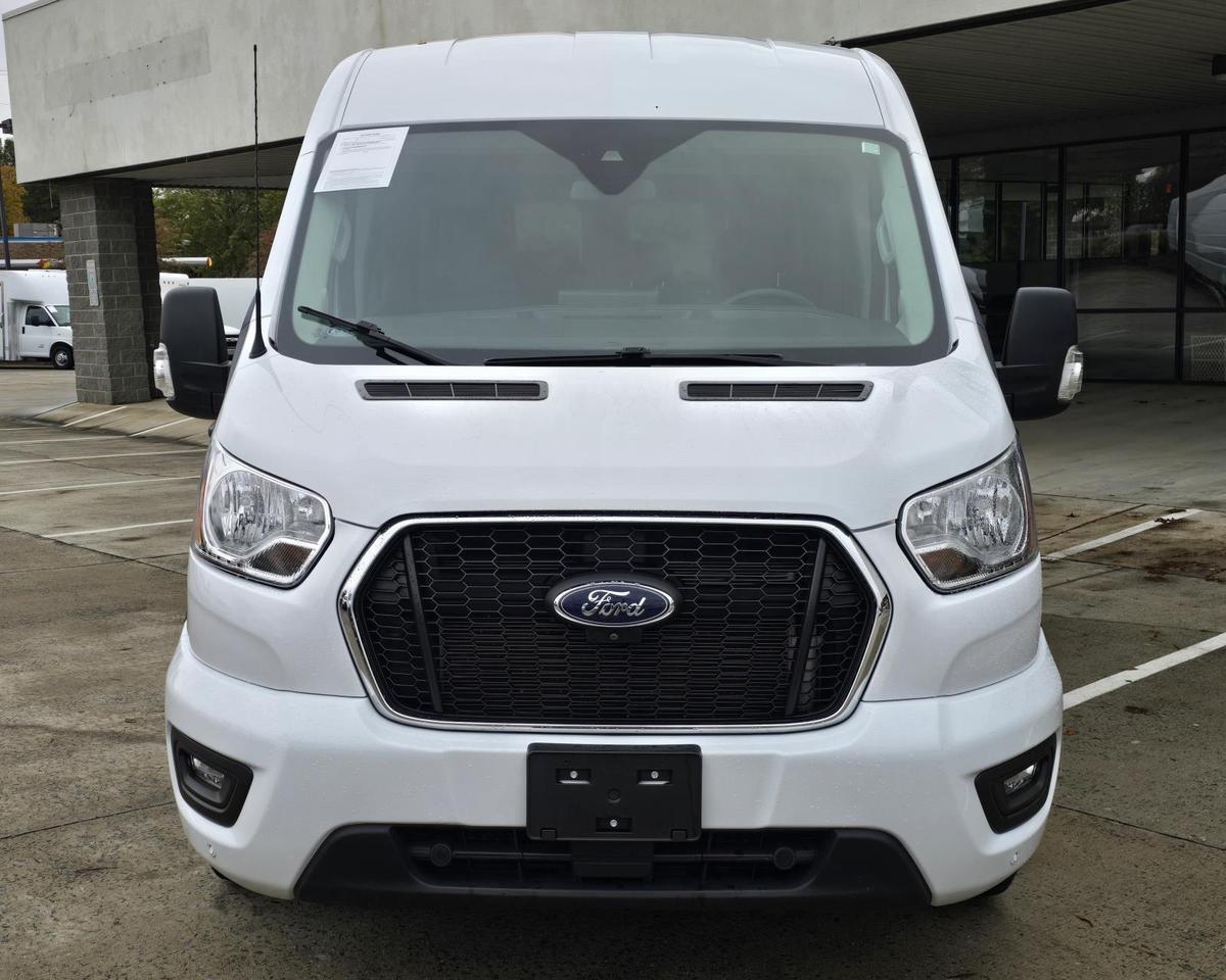 2022 Ford Transit Passenger Wagon T-350 Medium Roof 148WB XLT 12-Passenger W/EcoBoost and 12 Touch-Screen Concord NC
