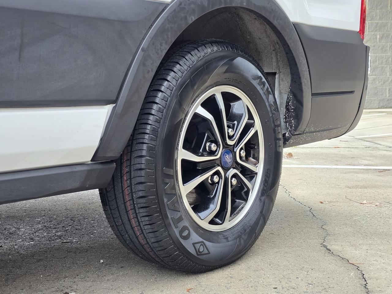 2022 Ford Transit Passenger Wagon T-350 Medium Roof 148WB XLT 12-Passenger W/EcoBoost and 12 Touch-Screen Concord NC