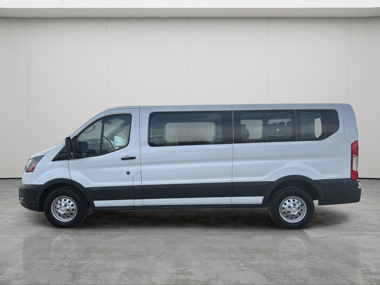 2022 Ford Transit Passenger Wagon XL