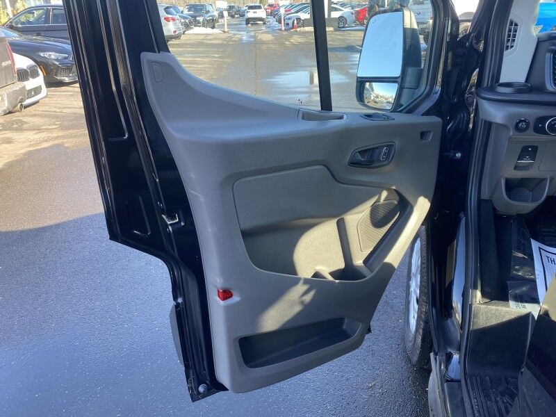 2022 Ford Transit Passenger Wagon XLT Bristol  PA