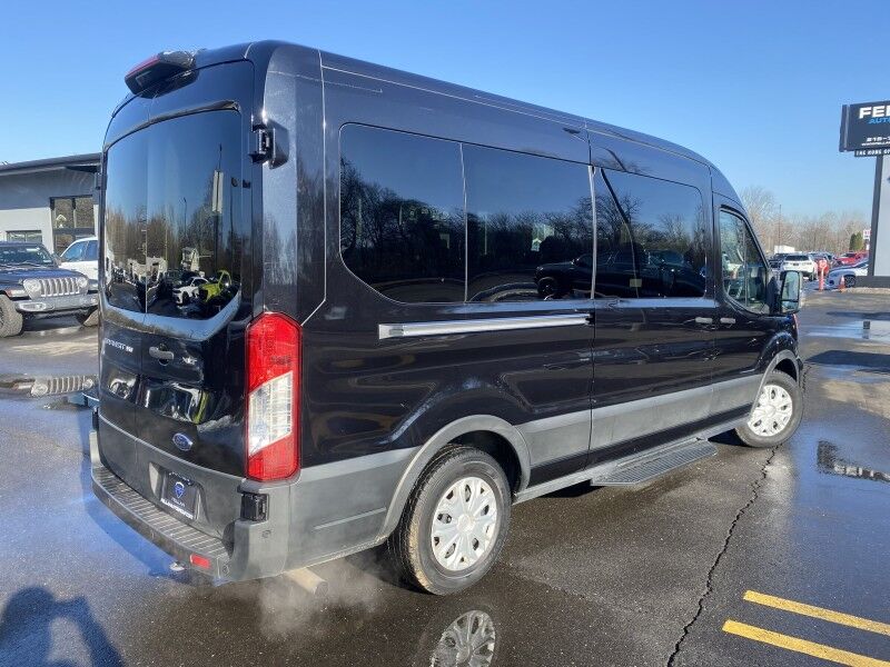 2022 Ford Transit Passenger Wagon XLT Bristol  PA